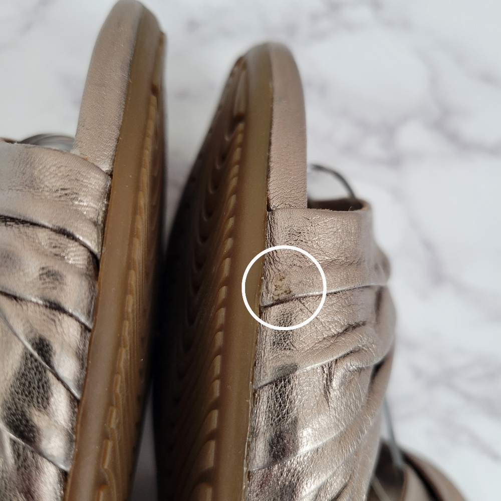 ECCO Women's Metallic Gladiator Strappy Leather Sandals - Picture 10 of 11